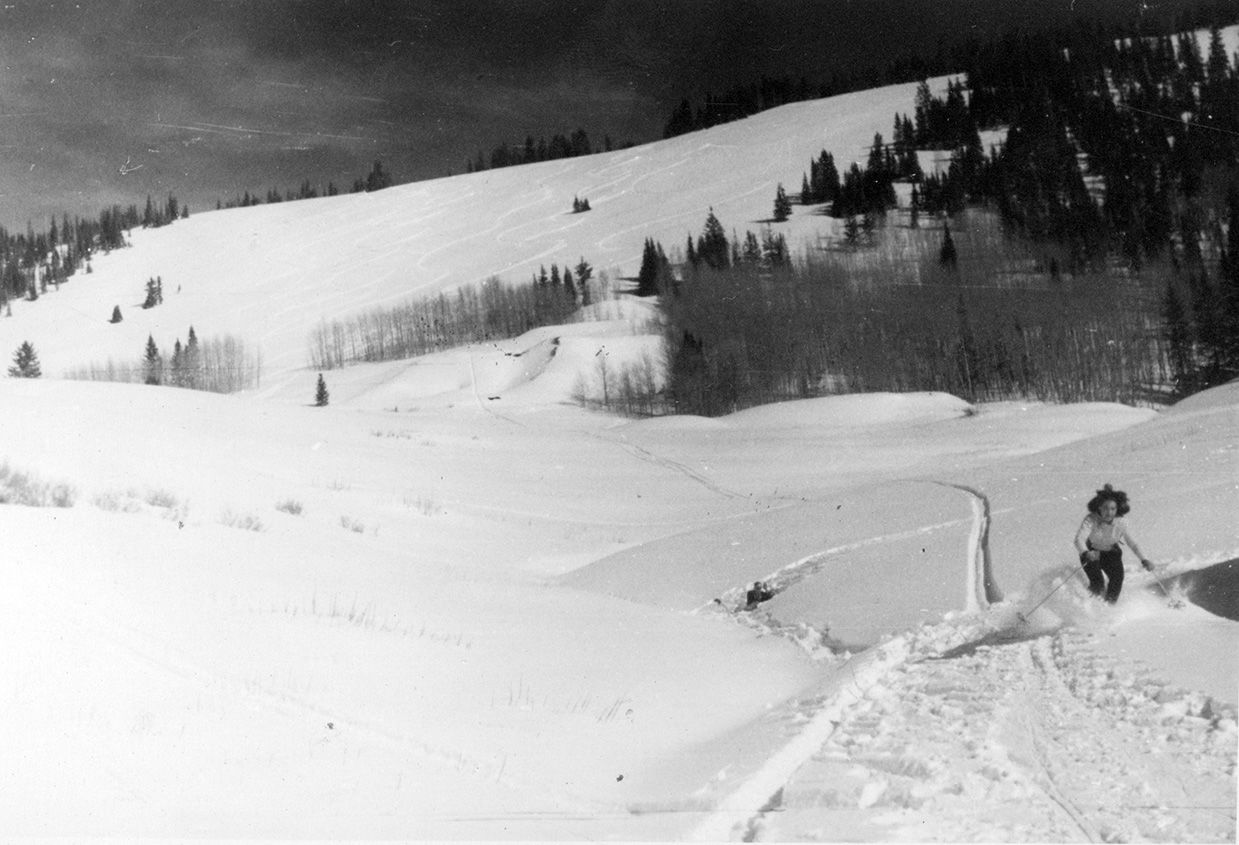 2004.020.0147_Little Annie Basin, 1946-